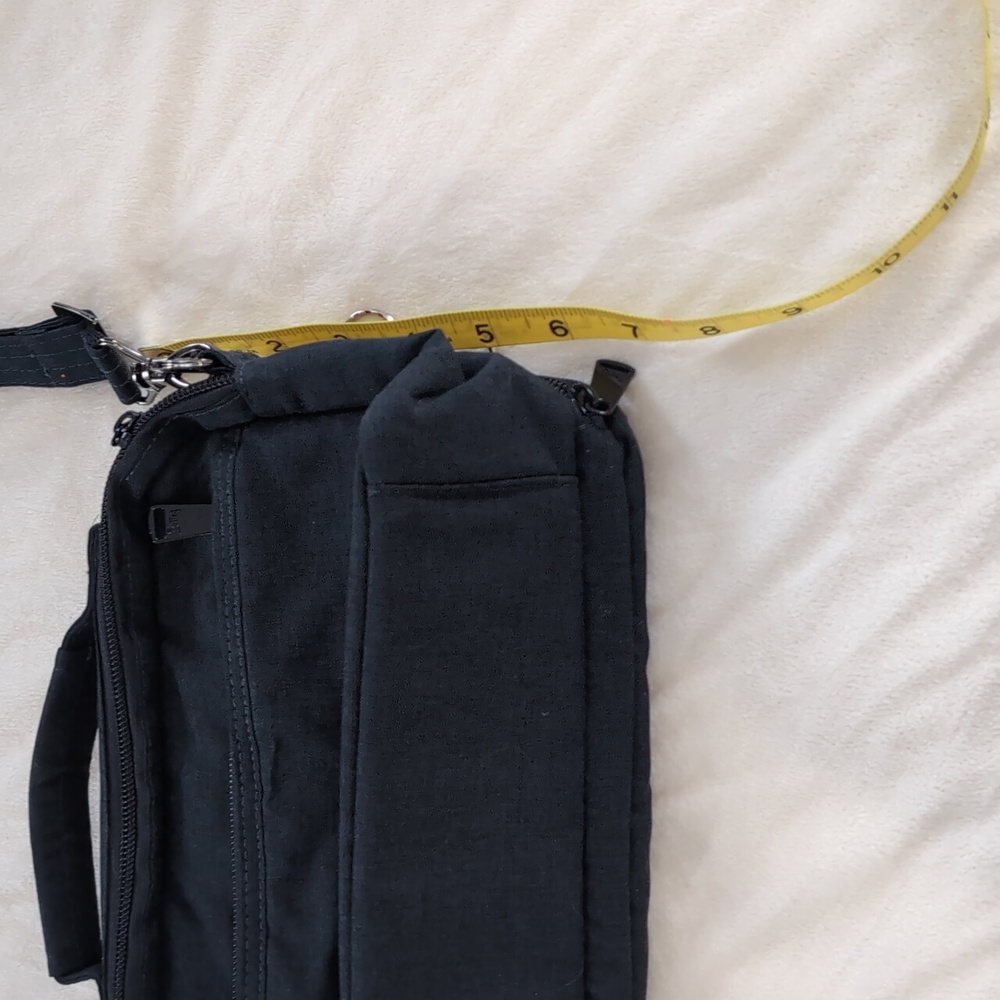 Lug Scoop Crossbody Bag Navy - Picture 4 of 15